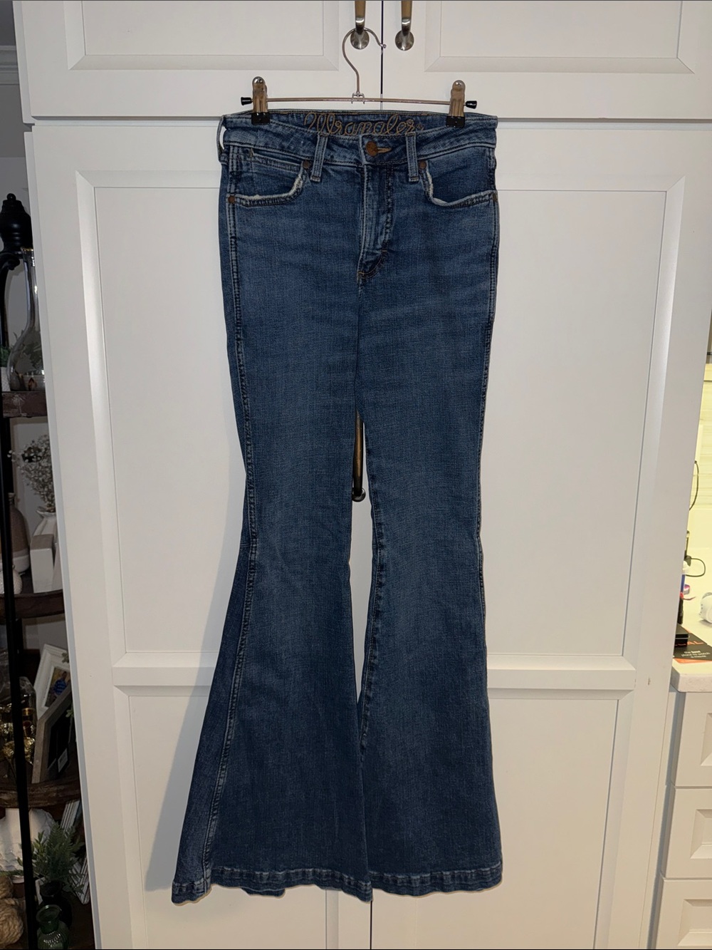 Wrangler Retro Premium High Rise Trumpet Flare Jeans 25x36 Medium Wash 1011MPFKP
